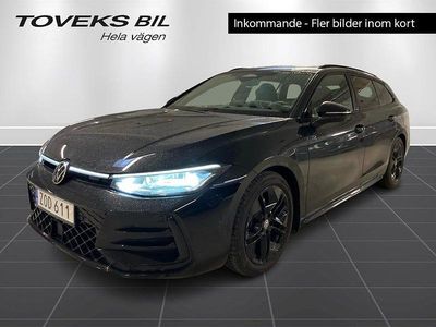 Begagnad VW Passat R-line 150 HK (110 kW) 2024 Svart