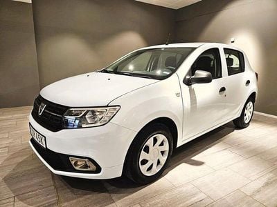 Vit Begagnad 2019 Dacia Sandero Halvkombi | 94 000 kr (Marknadspris)