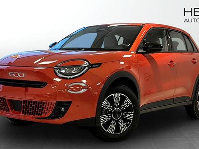 Orange Ny 2025 Fiat 600 Icon Halvkombi | 344 900 kr