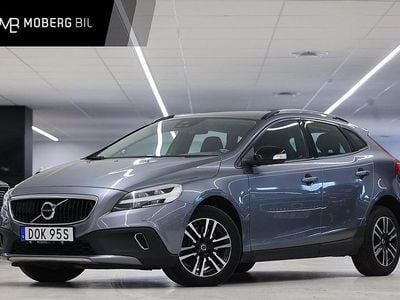 Begagnad Volvo V40 CC Momentum 151 HK (111 kW) 2019 Grå Kombi