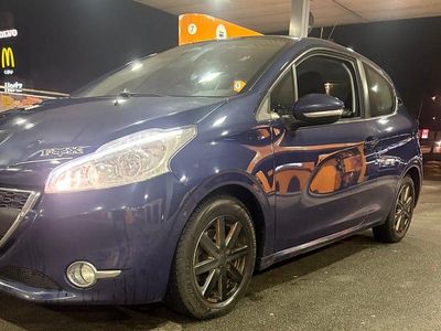 Begagnad Peugeot 208 95 HK (69 kW) 2012 Halvkombi