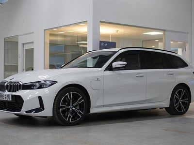 Begagnad BMW 330 M Sport 292 HK (214 kW) 2025 Alpinvit Kombi
