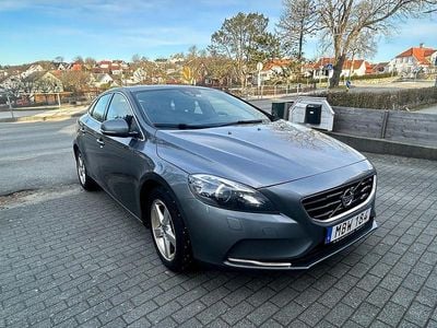 Begagnad Volvo V40 120 HK (88 kW) 2016