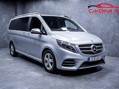 Mercedes V220