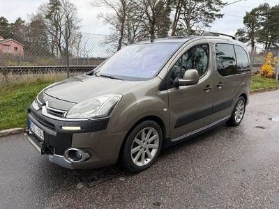 Brun Begagnad 2013 Citroën Berlingo Minibuss | 69 900 kr (Lite dyr)