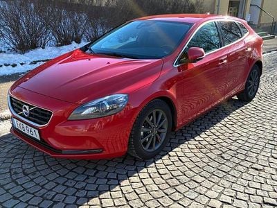 Begagnad Volvo V40 115 HK (84 kW) 2015