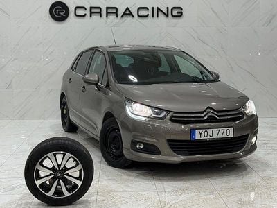 Grå Begagnad 2017 Citroën C4 Halvkombi | 89 900 kr (Marknadspris)