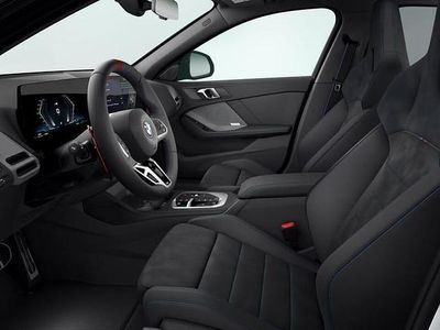 Skyscraper grey metallic Begagnad 2000 BMW M135 Comfort Edition Halvkombi | 632 000 kr