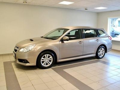 Begagnad Subaru Legacy 150 HK (110 kW) 2013 Ljusbrun (brun) Kombi