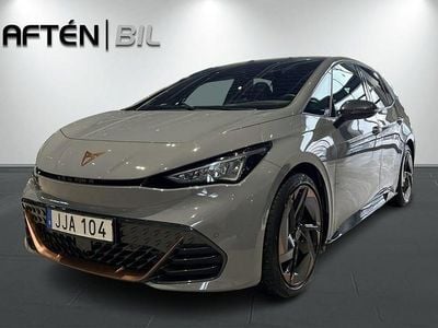 Ljusgrå Begagnad 2023 Cupra Born Halvkombi | 274 000 kr (Marknadspris)