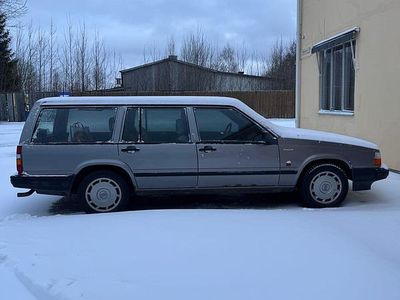 Begagnad 1990 Volvo 745 Kombi | 30 000 kr