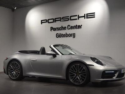 Begagnad Porsche 911 Carrera 4S 450 HK (330 kW) 2023 Flerfärgad Cab