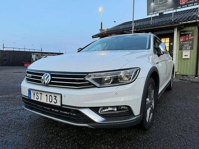 Vit Begagnad 2017 VW Passat Alltrack Kombi | 198 900 kr (Marknadspris)