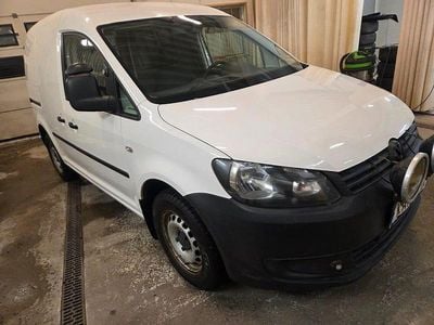Begagnad VW Caddy 102 HK (75 kW) 2015 Vit Minibuss