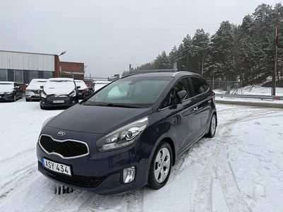 Begagnad Kia Carens 136 HK (100 kW) 2014 Blå Minibuss