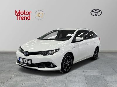 begagnad Toyota Auris Touring Sports Hybrid 1,8 TS TOUCH & GO EDITION