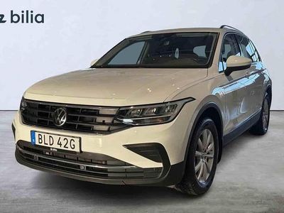 Vit Begagnad 2022 VW Tiguan SUV | 279 000 kr (Marknadspris)