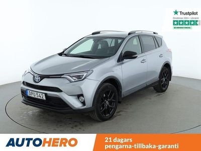 Silver Begagnad 2018 Toyota RAV4 Hybrid Edition SUV | 212 000 kr (Marknadspris)