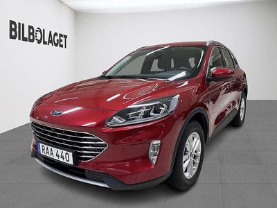 Röd Begagnad 2022 Ford Kuga Business Edition SUV | 244 800 kr (Marknadspris)
