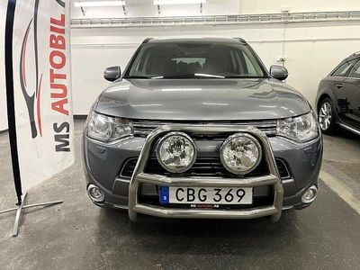 Begagnad Mitsubishi Outlander P-HEV 121 HK (88 kW) 2014 Mörkgrå SUV