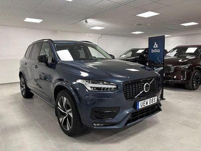 Mörkblå Begagnad 2022 Volvo XC90 Plus SUV | 598 500 kr (Bra pris)