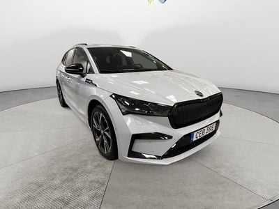 Vit Begagnad 2022 Skoda Enyaq iV SportLine SUV | 399 500 kr (Lite dyr)