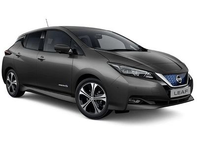 Begagnad Nissan Leaf N-Connecta 110 kW (150 HK) 2022 Silver Halvkombi