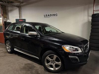 Svart Begagnad 2012 Volvo XC60 R-Design SUV | 139 900 kr (Bra pris)