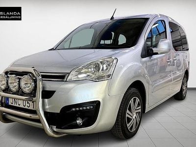Silvermetallic Begagnad 2017 Citroën Berlingo Minibuss | 139 900 kr