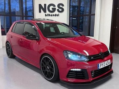 Röd Begagnad 2012 VW Golf VII R Halvkombi | 149 900 kr (Marknadspris)