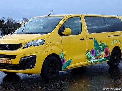 Begagnad Peugeot Traveller S 100 kW (136 HK) 2021 Grå samma som bilen Minibuss