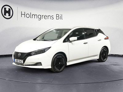 Okänd Begagnad 2023 Nissan Leaf 360º Halvkombi | 208 800 kr (Marknadspris)