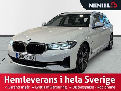 Begagnad BMW 530 292 HK (214 kW) 2023 Vit Kombi