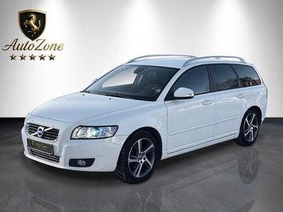 Begagnad Volvo V50 Momentum 116 HK (85 kW) 2012 Vit Kombi