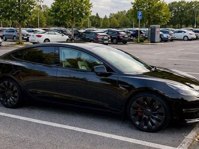 Begagnad 2021 Tesla Model 3 Performance Sedan | 319 000 kr (Marknadspris)