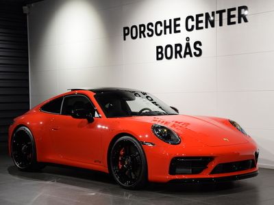 Porsche 911 Carrera 4 GTS