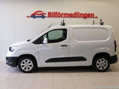 Begagnad Opel Combo 102 HK (75 kW) 2019 Vit svart Van