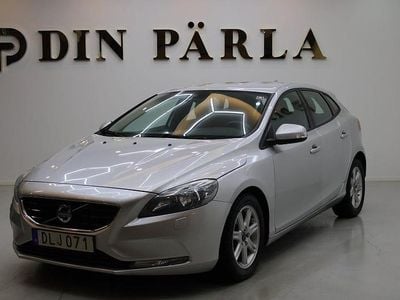 Begagnad Volvo V40 Kinetic 116 HK (85 kW) 2015 Silver