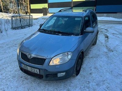 Begagnad Skoda Roomster Scout 105 HK (77 kW) 2008 Kombi