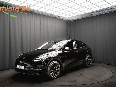 Begagnad Tesla Model Y Long Range AWD 378 kW (514 HK) 2022 Svart SUV