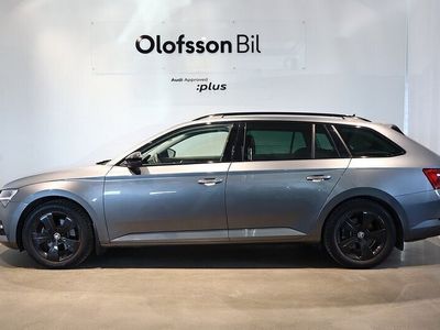 begagnad Skoda Superb Combi STYLE 2,0 TDI DSG SE UTRS 2022, Kombi