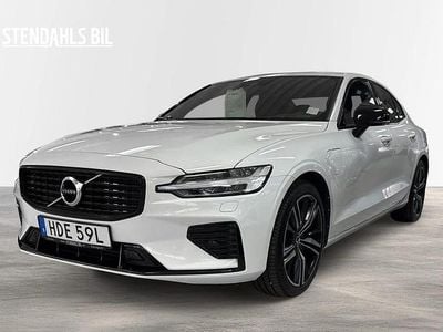Begagnad Volvo S60 R-Design 397 HK (291 kW) 2021 Vit Sedan