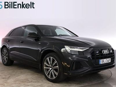 Svart Begagnad 2022 Audi Q8 S-Line SUV | 649 900 kr