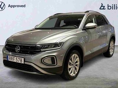 Silver Begagnad 2024 VW T-Roc SUV | 289 000 kr (Marknadspris)
