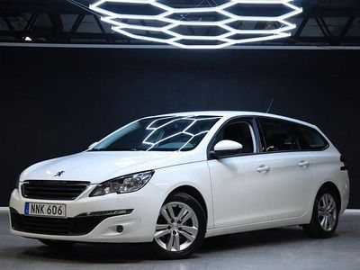 Vit Begagnad 2015 Peugeot 308 SW Active Kombi | 69 900 kr (Marknadspris)
