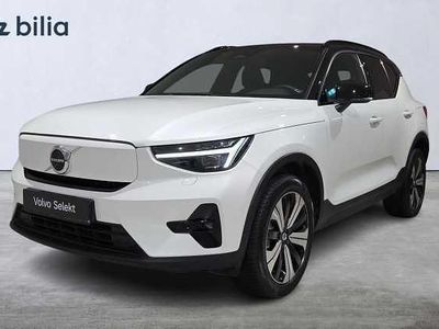 Vit Begagnad 2022 Volvo XC40 Plus SUV | 359 000 kr
