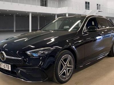 Obsidiansvart metallic Begagnad 2025 Mercedes C300 Premium Kombi | 569 000 kr