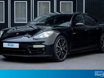 Porsche Panamera 4