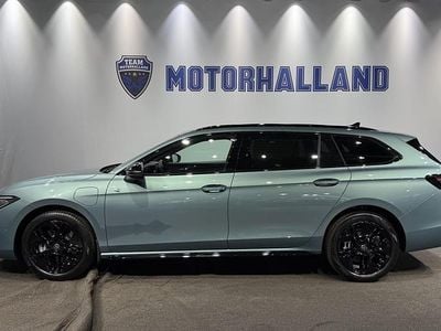 Grön Ny 2026 VW Passat R-line Kombi | 570 600 kr (Marknadspris)