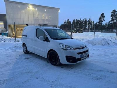Begagnad Citroën Berlingo 99 HK (72 kW) 2015 Minibuss